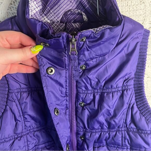 WEATHERPROOF | Purple Quilted Puffer Vest | Girl's - Picture 2 of 9